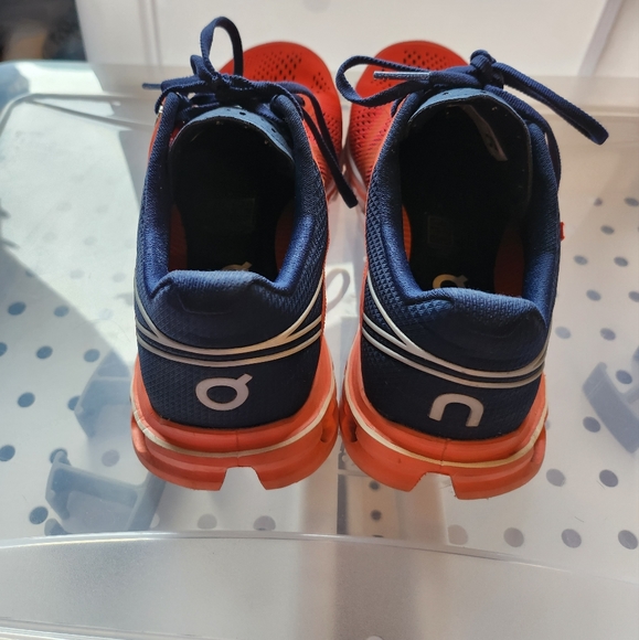 On Cloud Cloudflow Running Shoes - Picture 6 of 10